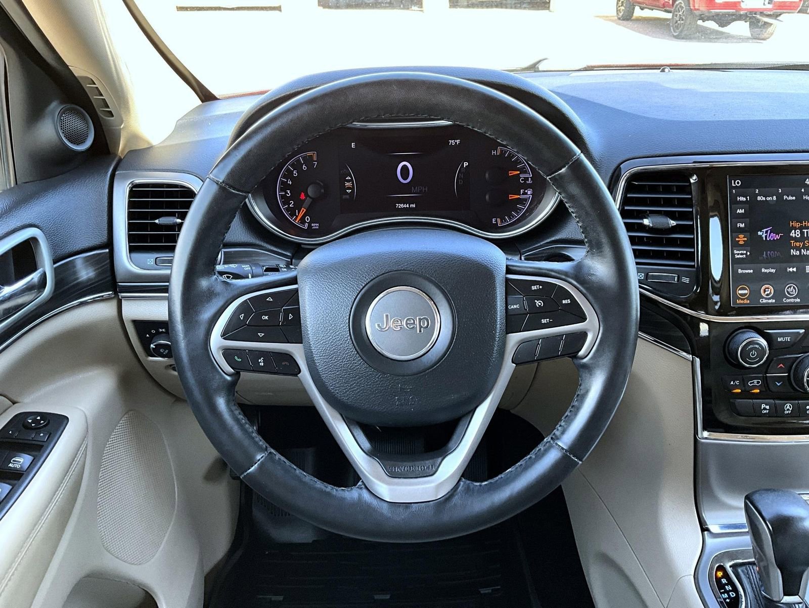 Used 2021 Jeep Grand Cherokee Limited AWD/4WD image 12