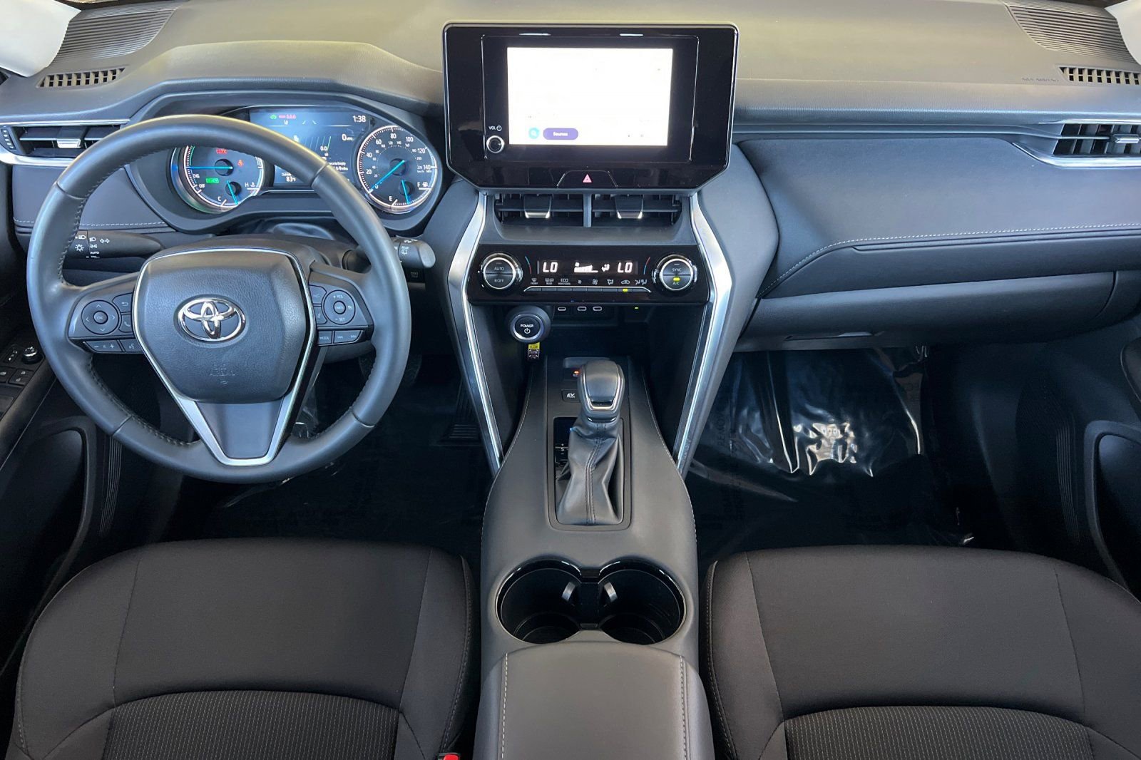 Certified 2024 Toyota Venza LE image 17