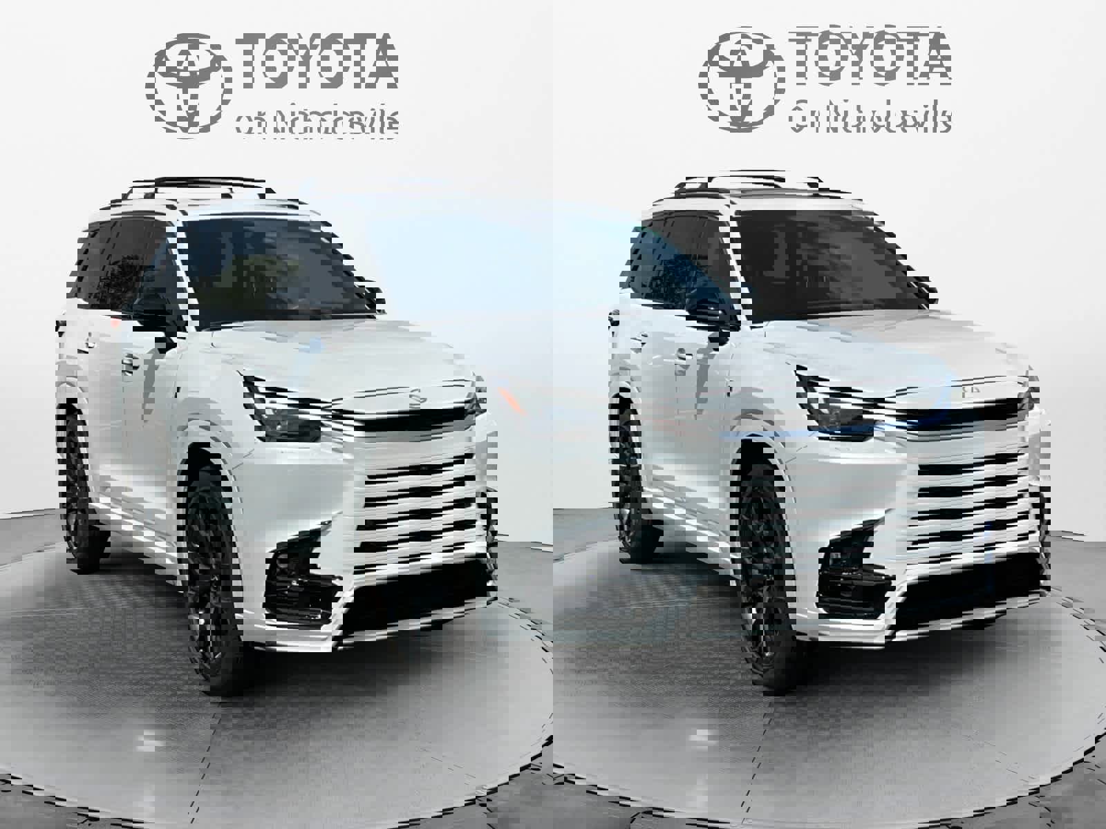 Used 2025 Lexus TX 500h AWD w/ Technology Package image 8