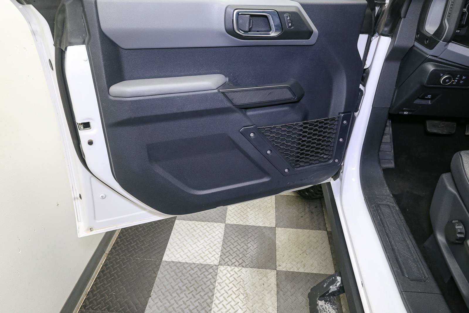 Used 2021 Ford Bronco Big Bend w/ Sasquatch Package AWD/4WD image 44