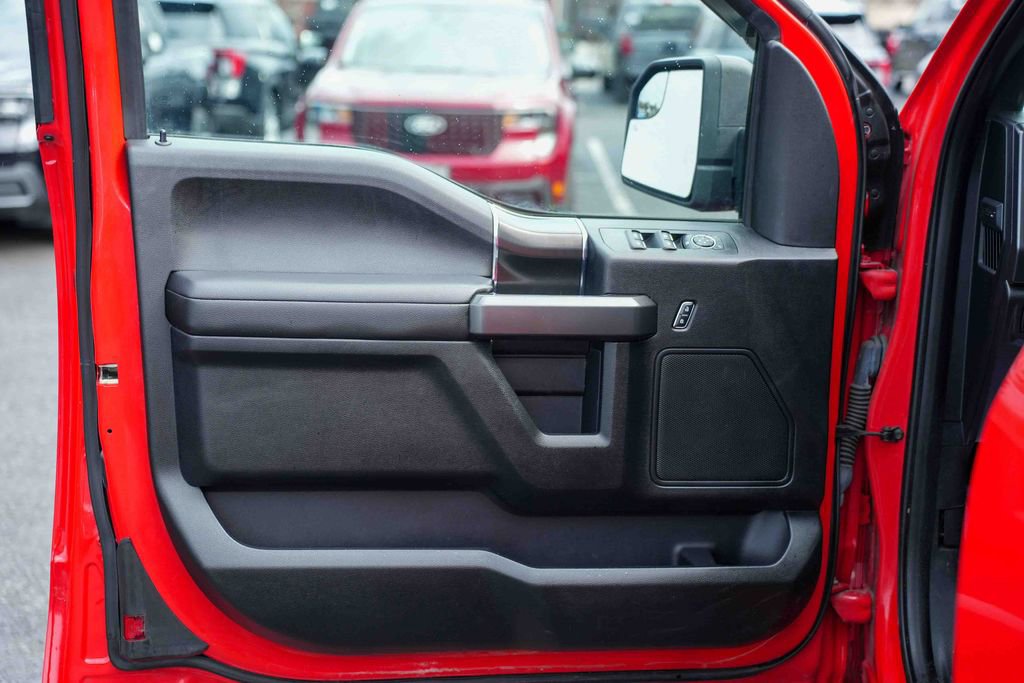 Used 2018 Ford F150 XLT w/ Equipment Group 302A Luxury image 15