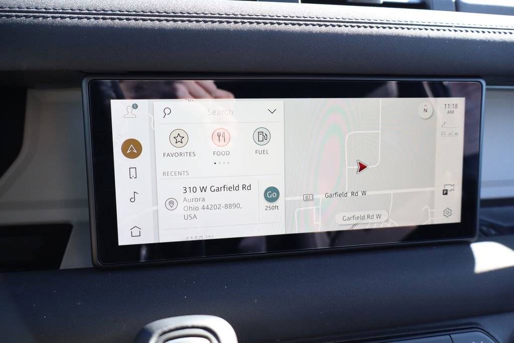 Used 2023 Land Rover Defender 90 X-Dynamic SE image 21