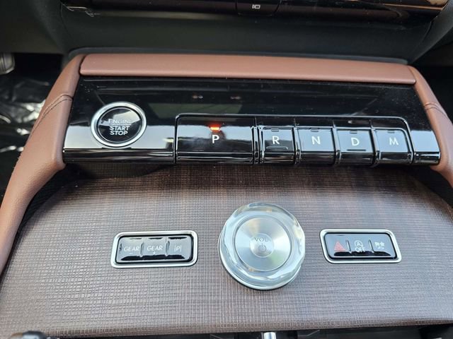 New 2026 Lincoln Navigator L Reserve image 11