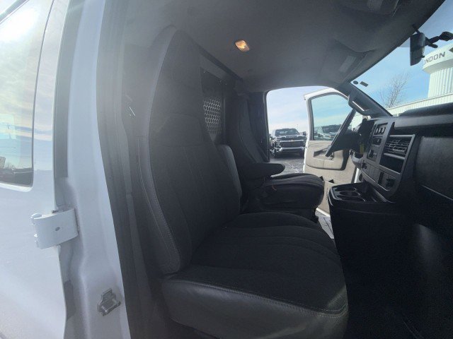 Certified 2024 GMC Savana 2500 w/ Driver Convenience Package image 22
