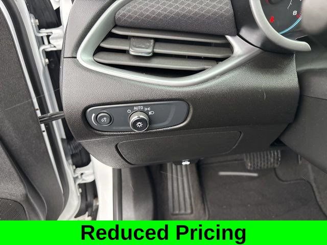 Used 2024 Chevrolet Malibu LS w/ Driver Confidence Package FWD image 19