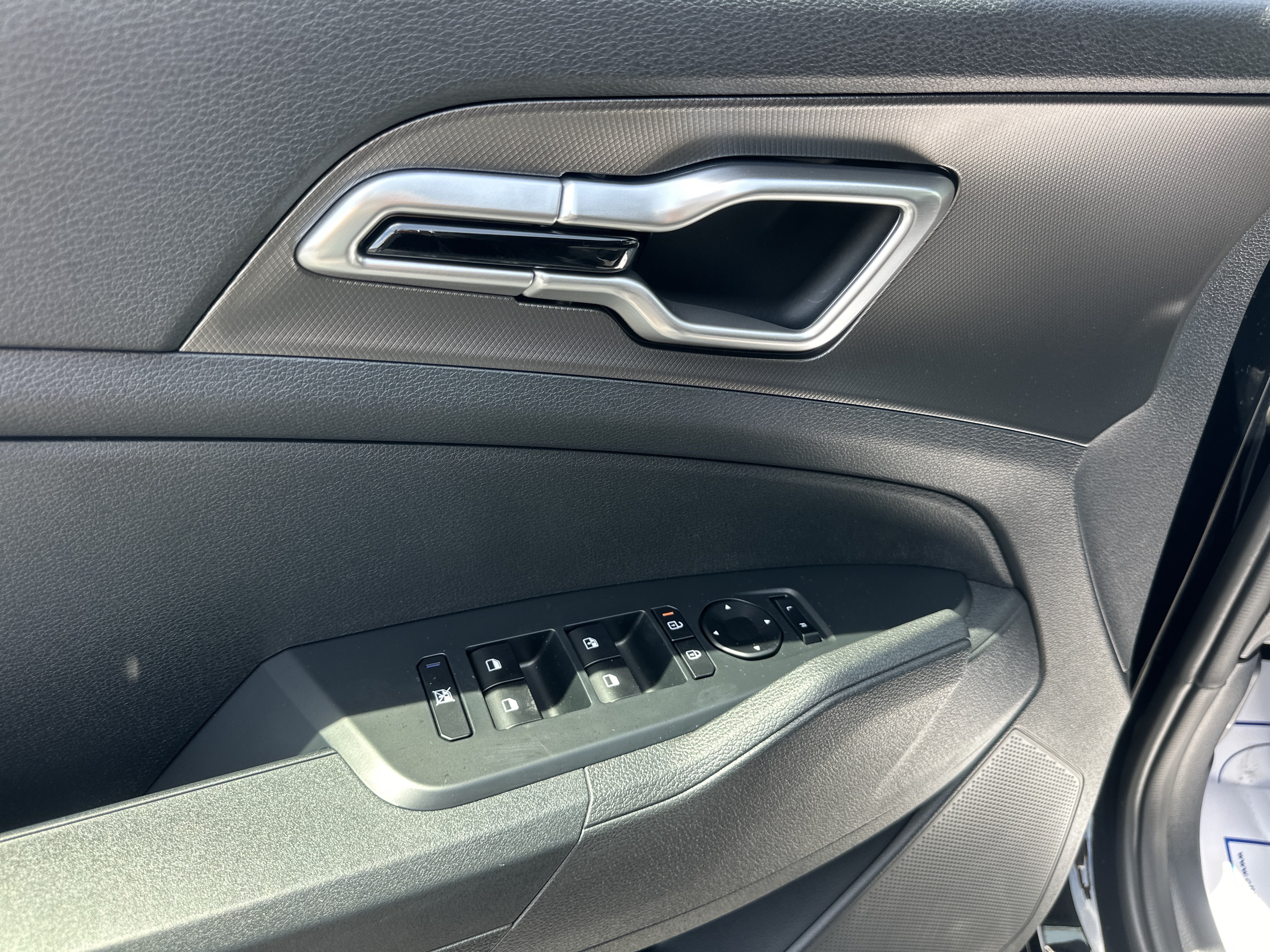 New 2026 Kia Sportage LX AWD/4WD image 9