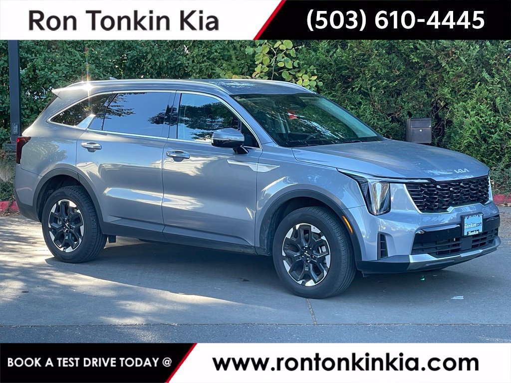 Used 2025 Kia Sorento S AWD/4WD image 1