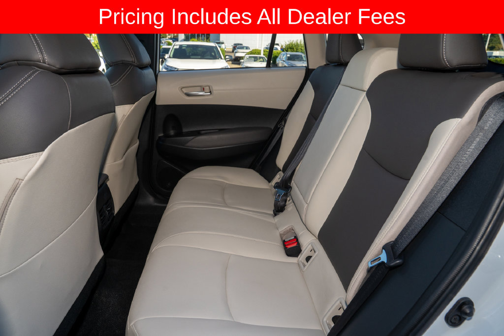 Used 2024 Toyota Corolla Cross XLE w/ Convenience Package AWD/4WD image 9