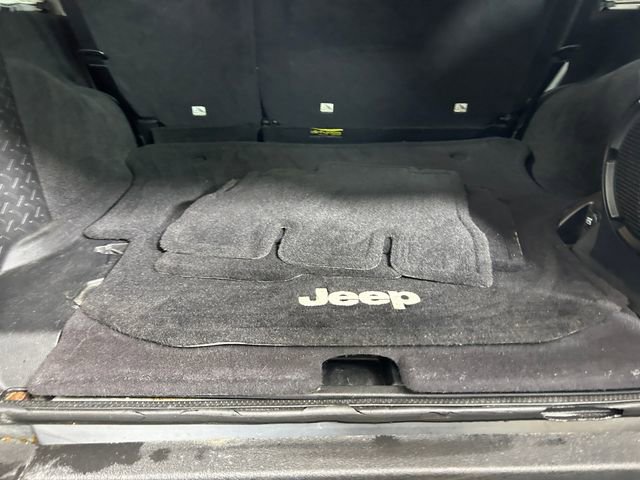 Used 2012 Jeep Wrangler Unlimited Sahara w/ Connectivity Group image 27