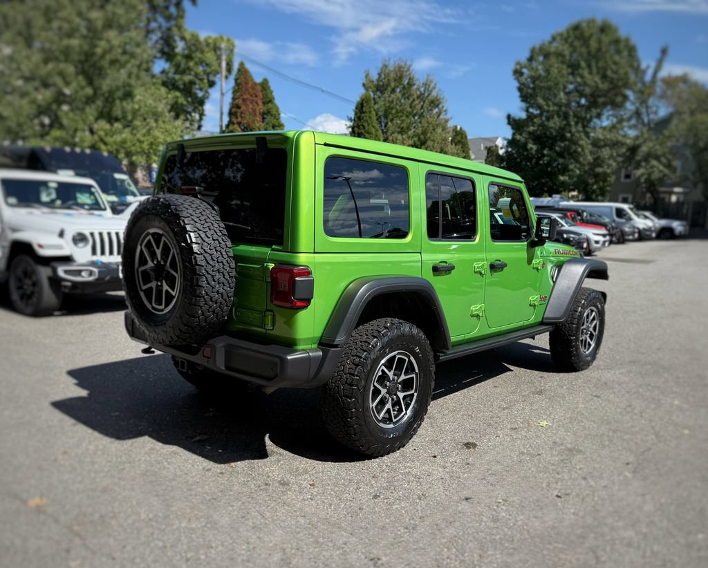 Used 2025 Jeep Wrangler Unlimited Rubicon w/ Safety Group AWD/4WD image 8