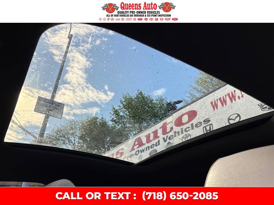 Used 2021 Mercedes-Benz CLA 250 w/ Premium Package image 23