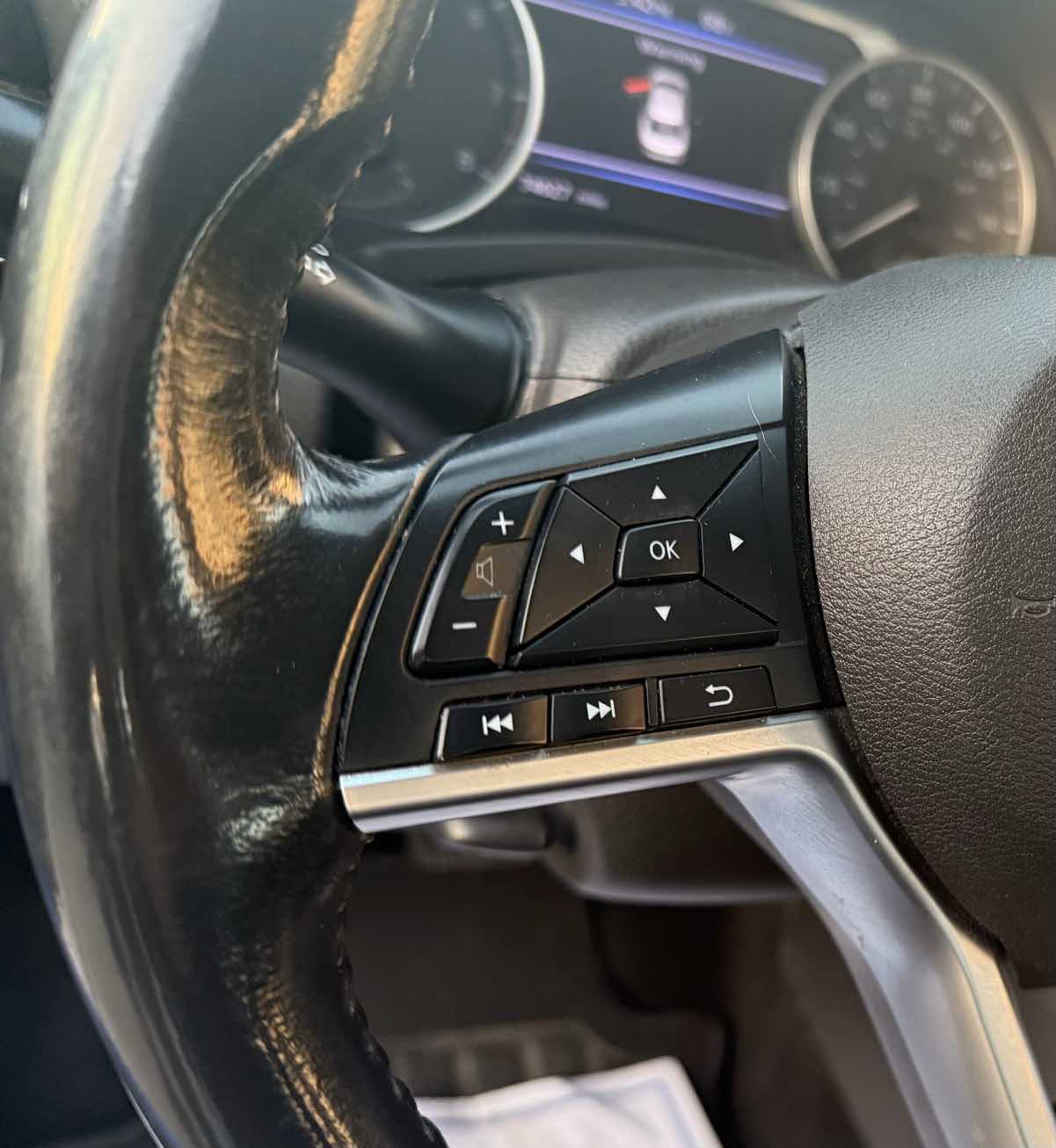 Used 2021 Nissan Sentra SV image 25