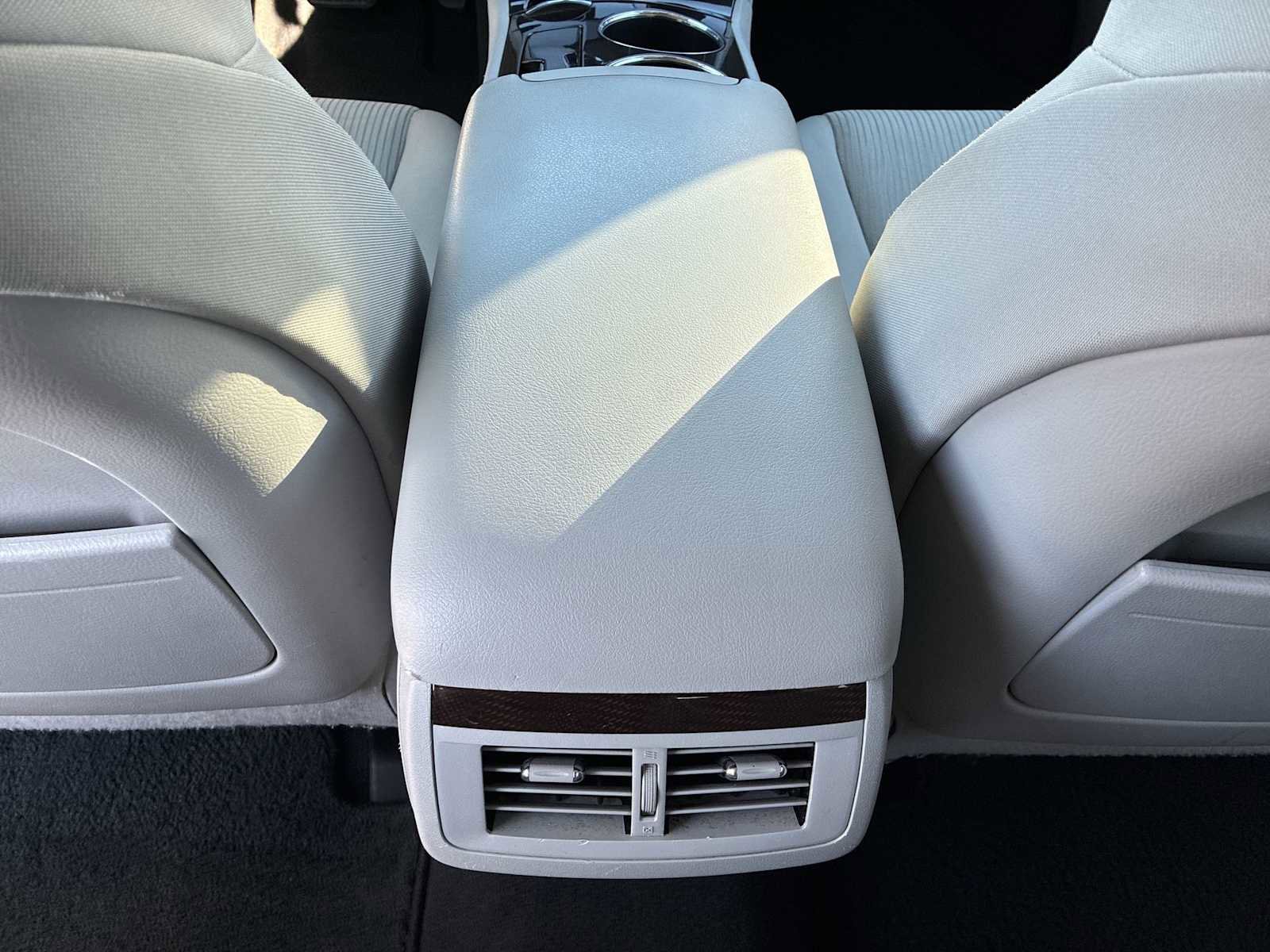 Used 2010 Toyota Venza AWD image 21