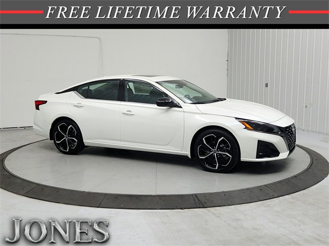 New 2025 Nissan Altima 2.5 SR w/ SR Premium Package