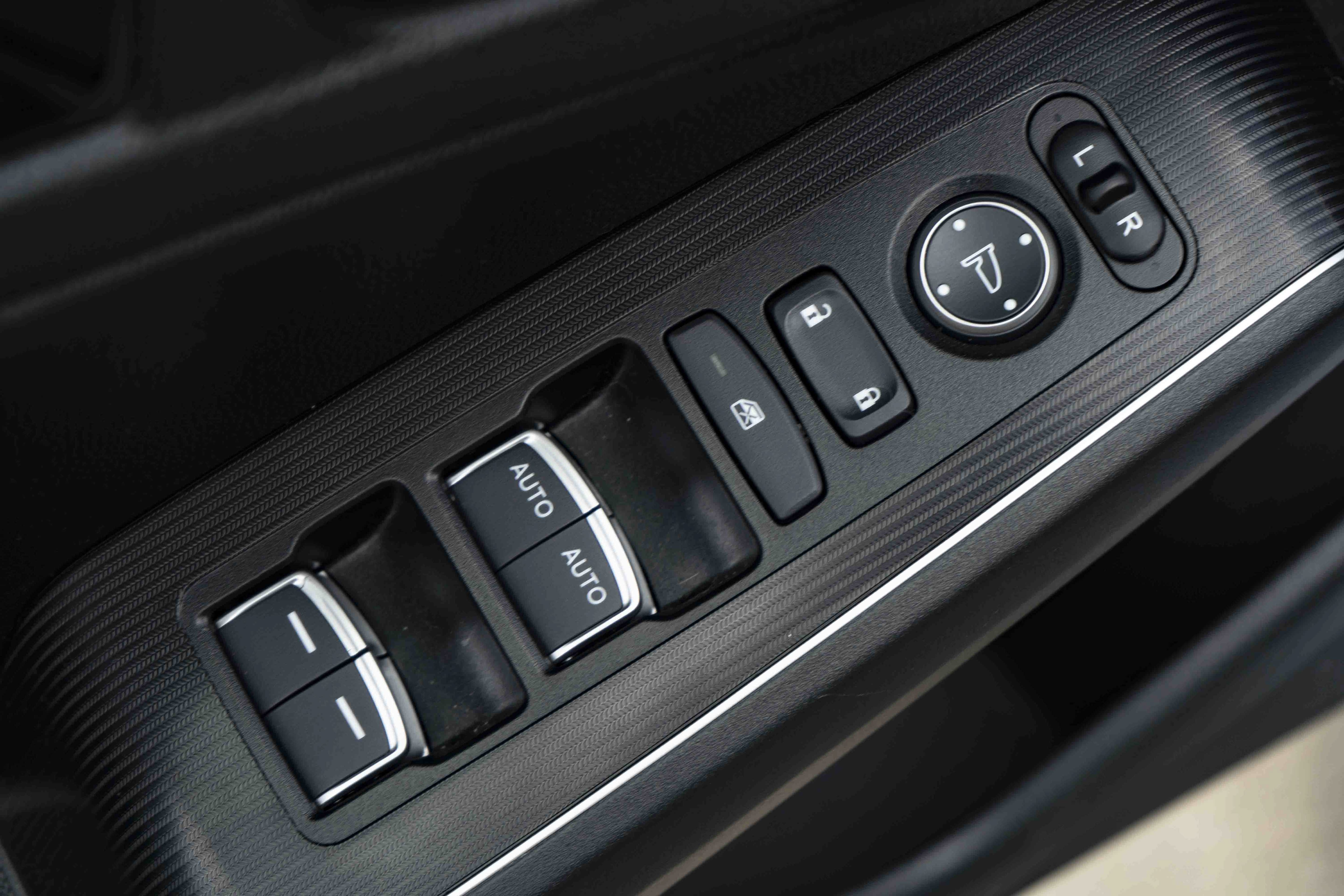 Certified 2024 Honda Civic Touring image 38