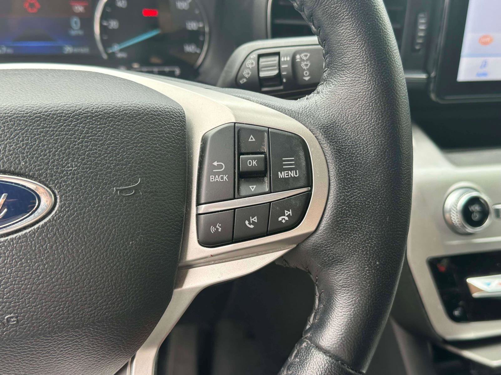 Used 2022 Ford Explorer XLT w/ Equipment Group 202A image 23