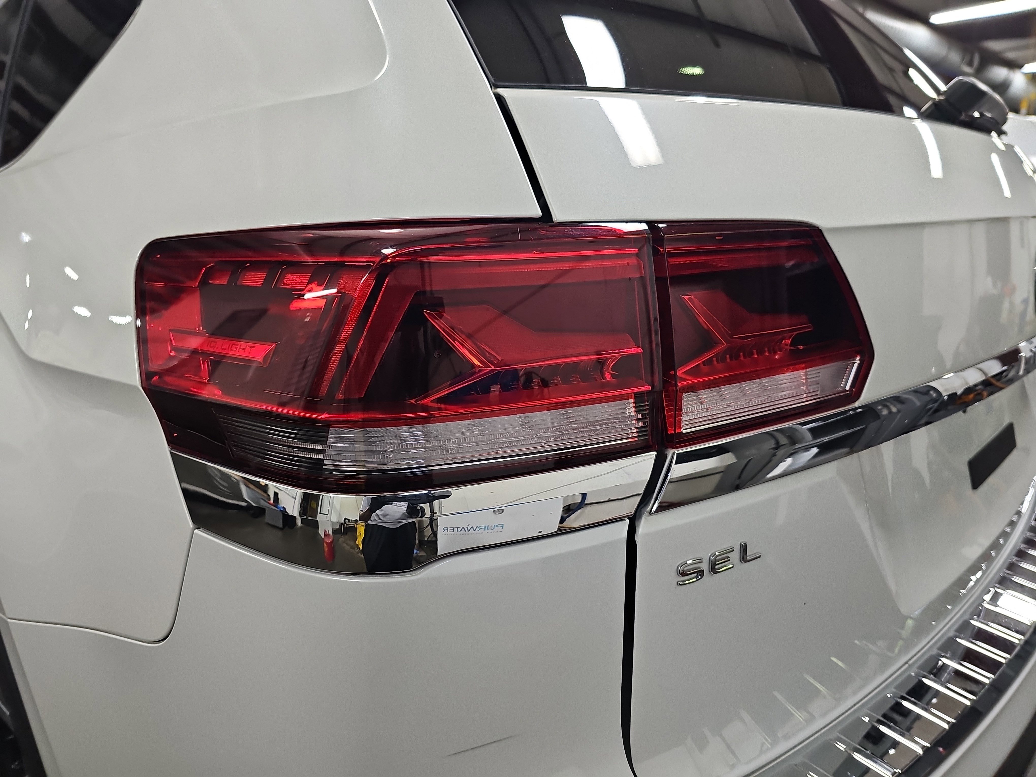 Used 2023 Volkswagen Atlas SEL image 35