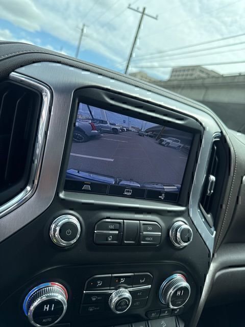 Used 2022 GMC Sierra 1500 SLT w/ SLT Premium Plus Package AWD/4WD image 25