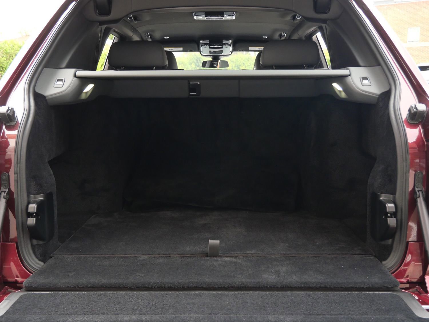 New 2025 Rolls-Royce Cullinan Black Badge image 30