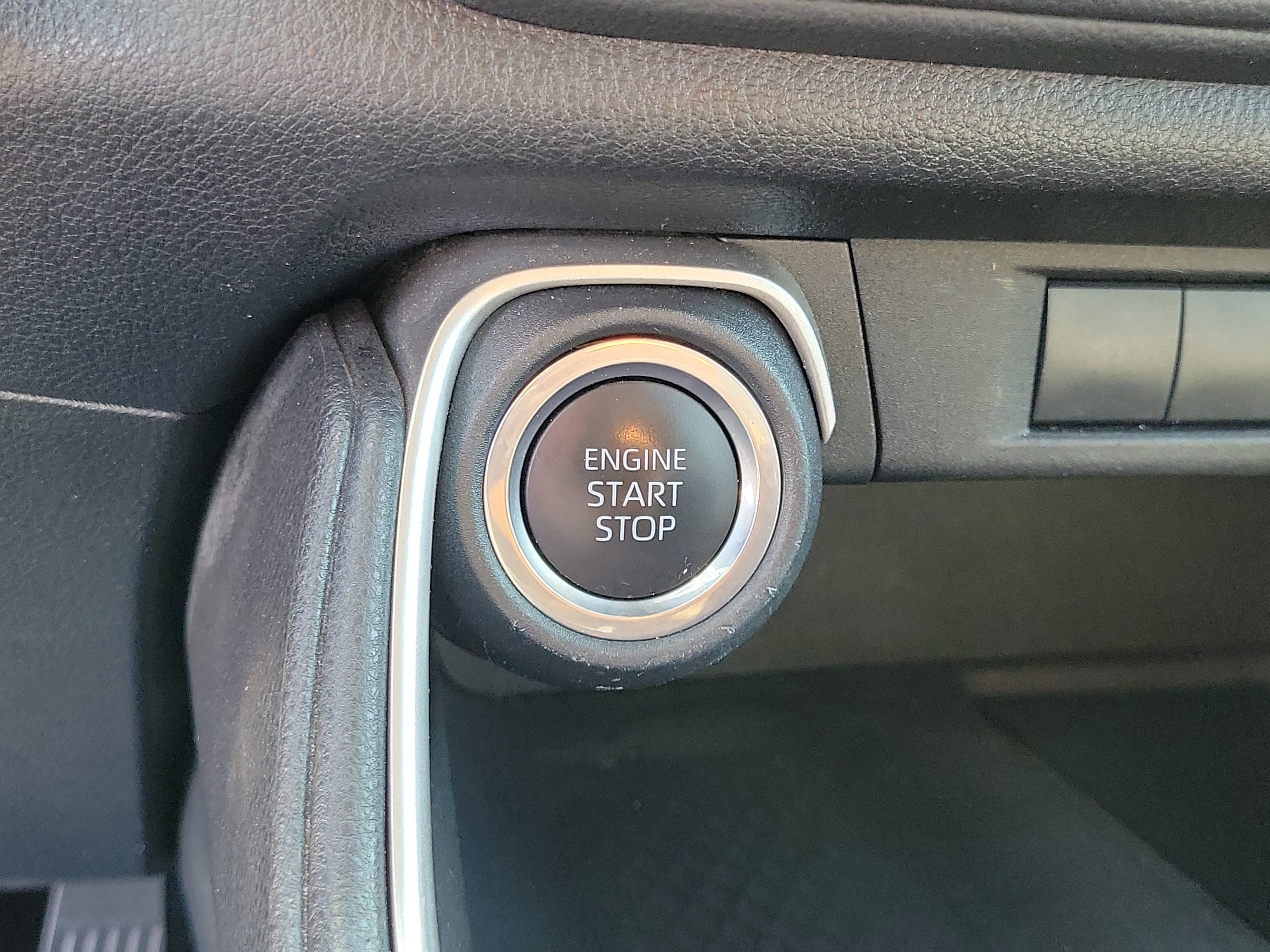 Used 2024 Toyota Grand Highlander AWD image 28
