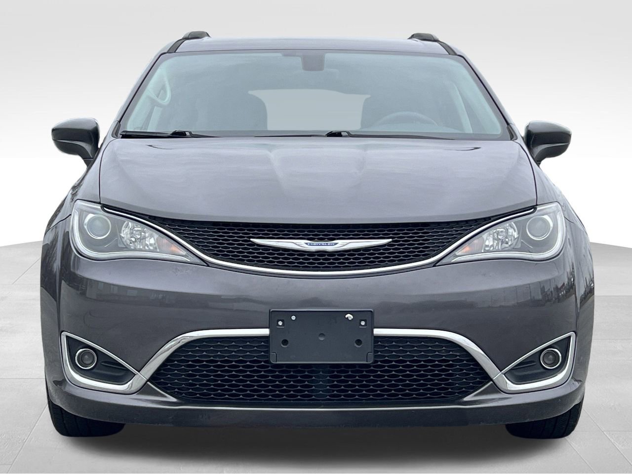 Used 2018 Chrysler Pacifica Touring Plus w/ Tire & Wheel Group image 35