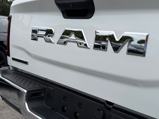 Used 2026 RAM 2500 Big Horn AWD/4WD image 9