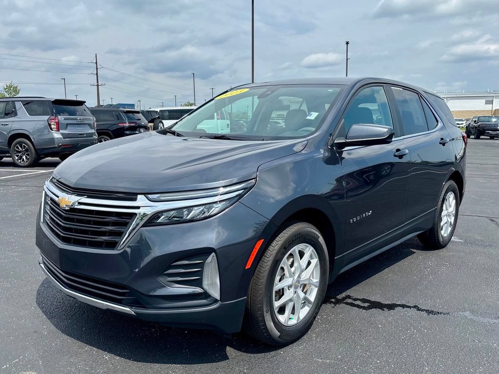 Used 2023 Chevrolet Equinox LT FWD image 3