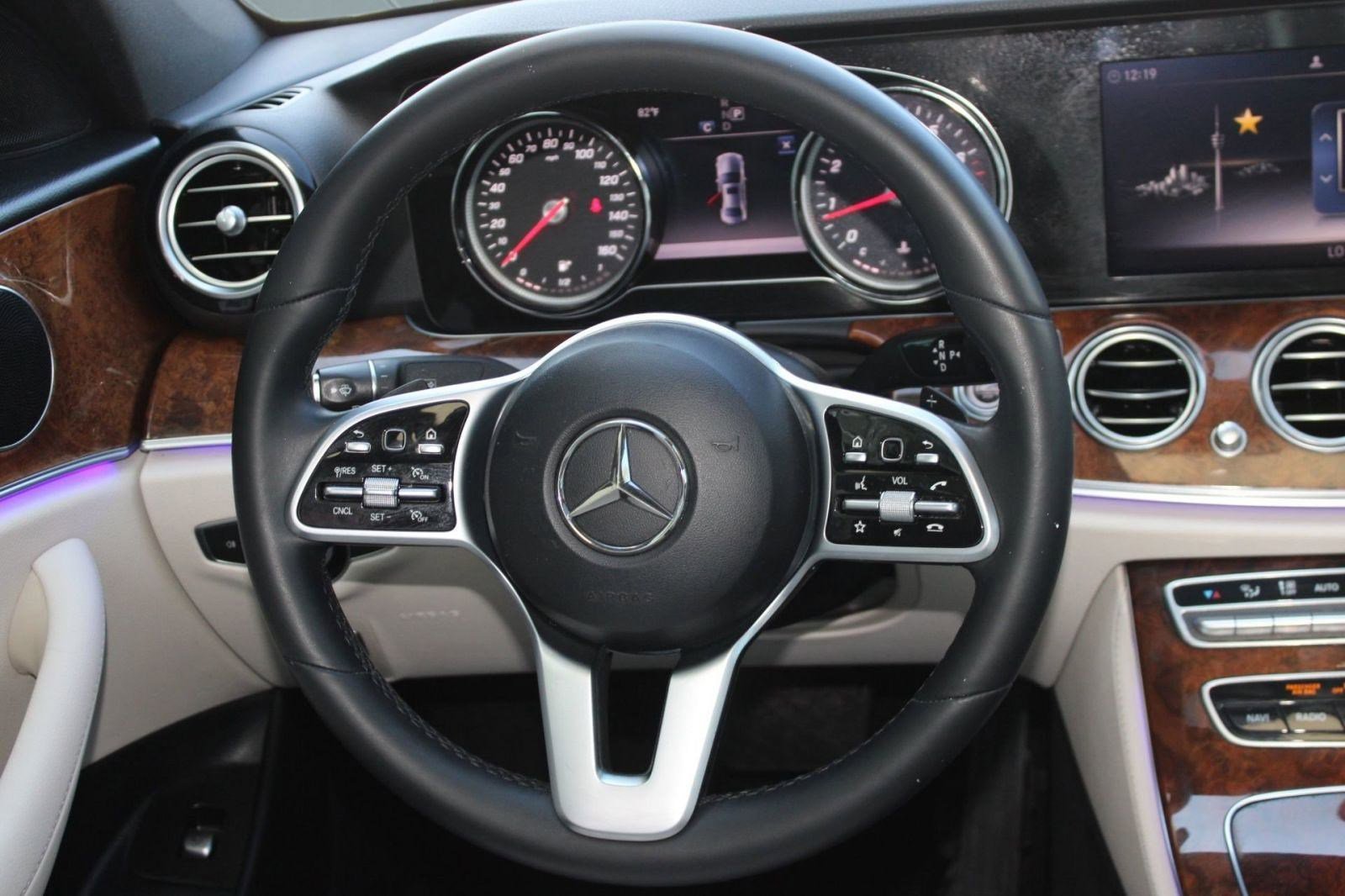 Used 2019 Mercedes-Benz E 300 image 16
