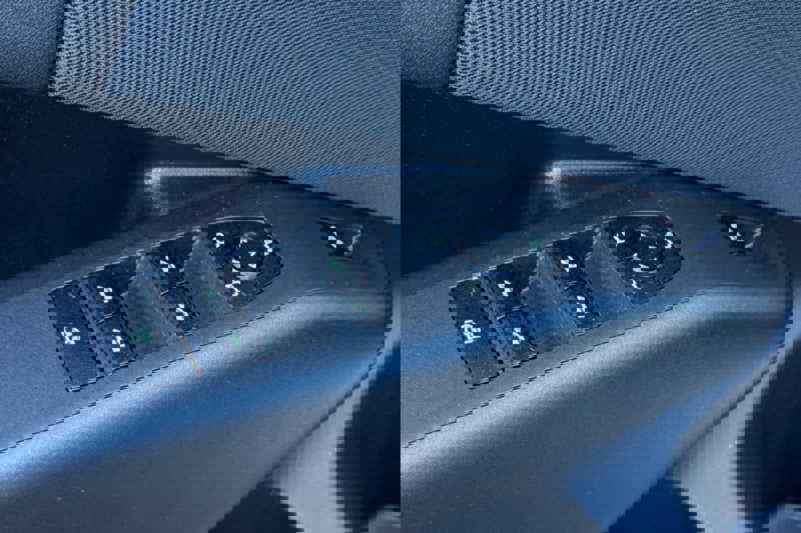 Used 2025 BMW X3 xDrive30i w/ Premium Package image 13