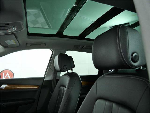 Certified 2023 Audi Q5 2.0T Premium w/ Convenience Package image 18