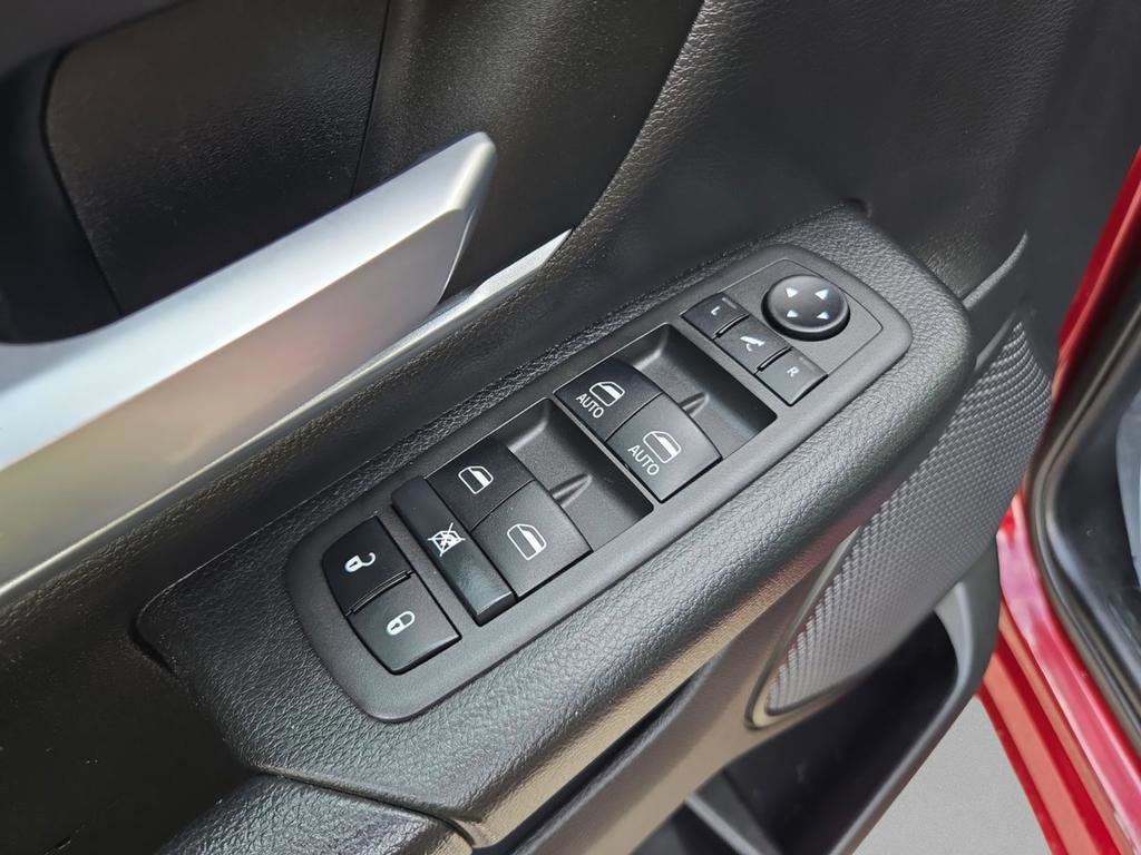 Used 2022 RAM 1500 Lone Star image 32