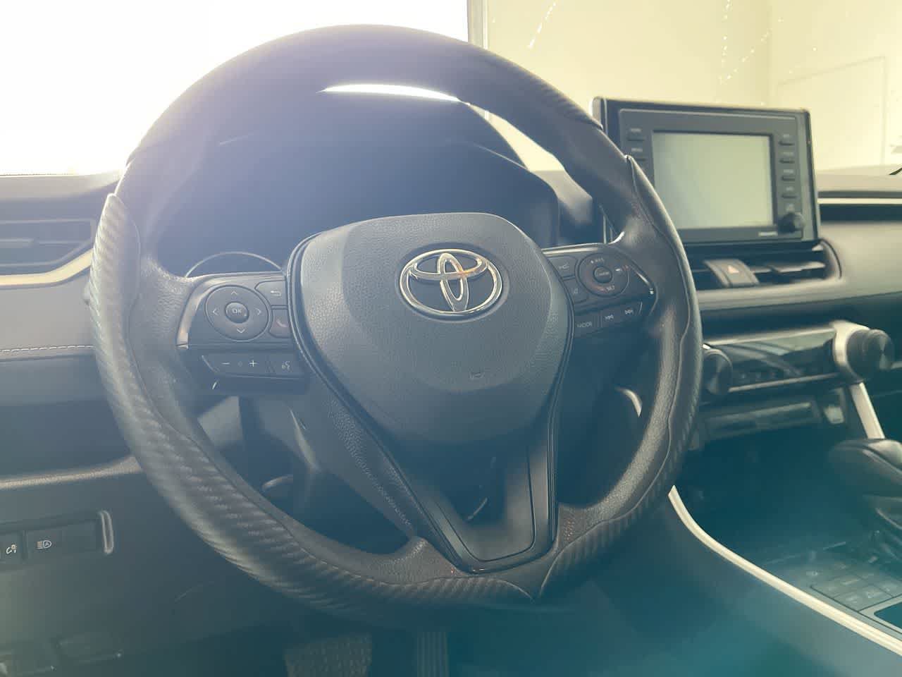 Certified 2020 Toyota RAV4 LE w/ All Weather Liner Package AWD/4WD image 14