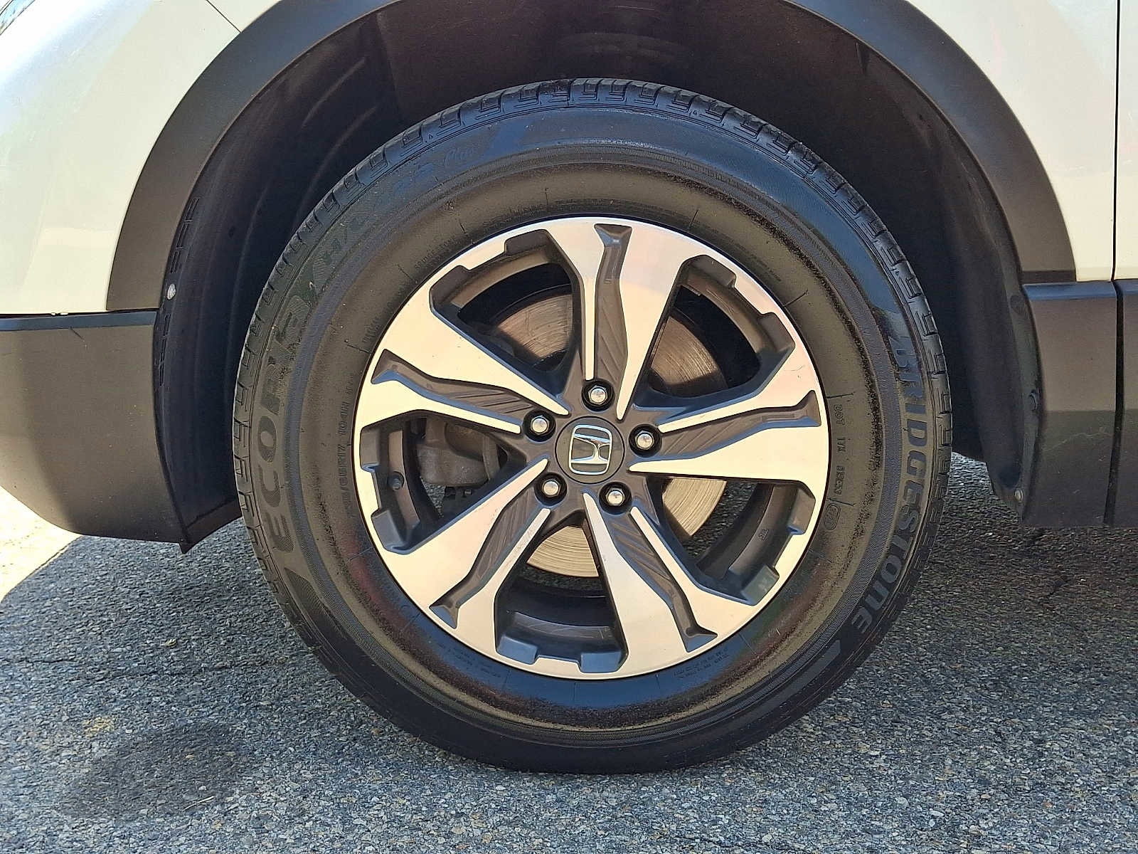 Used 2018 Honda CR-V LX image 8