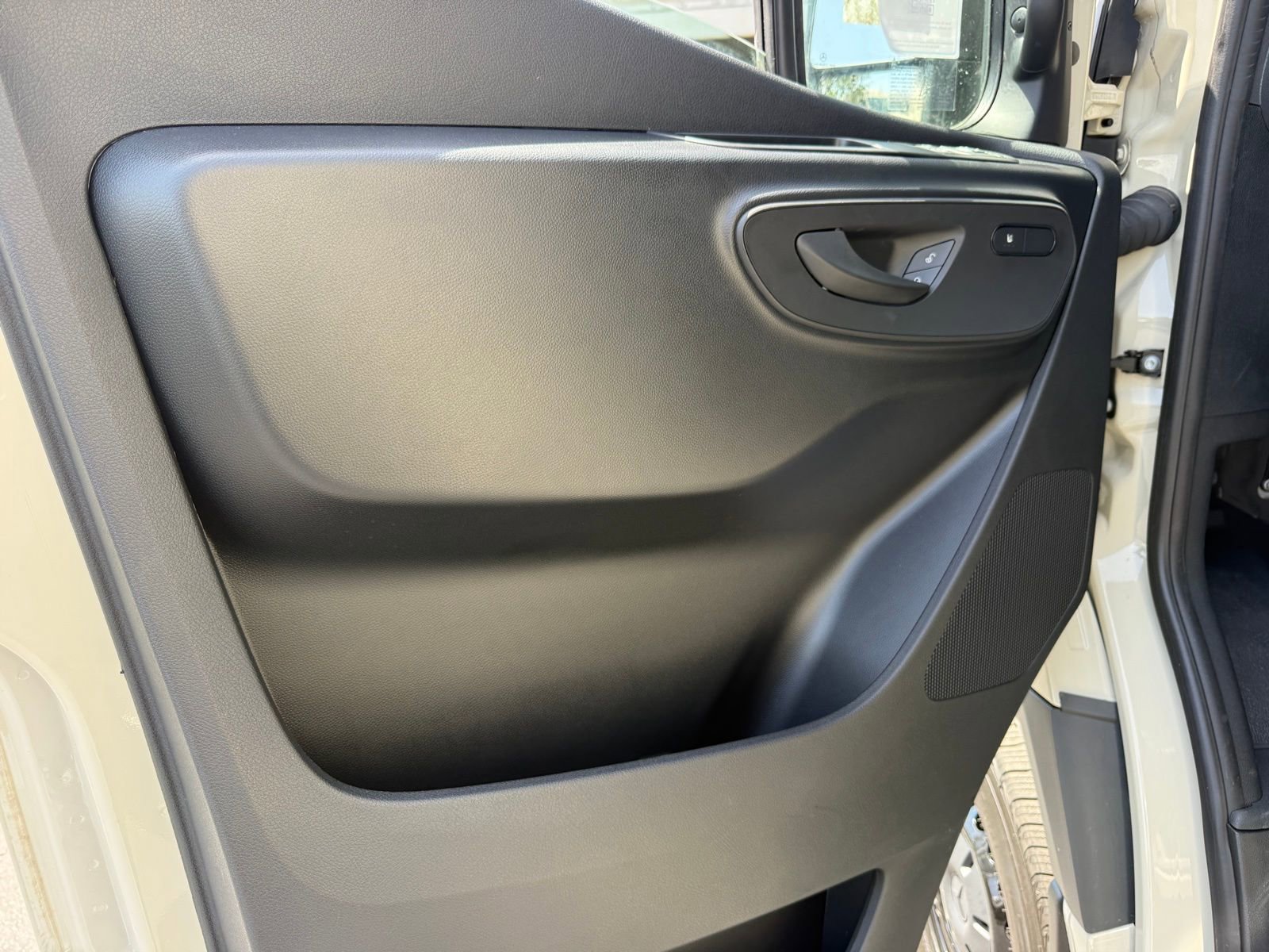 New 2025 Mercedes-Benz Sprinter 2500 image 21