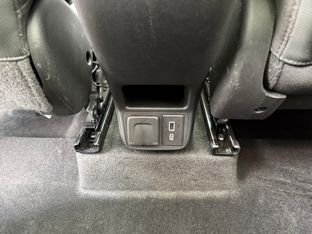 Used 2023 Chevrolet TrailBlazer RS w/ Sun and Liftgate Package image 16