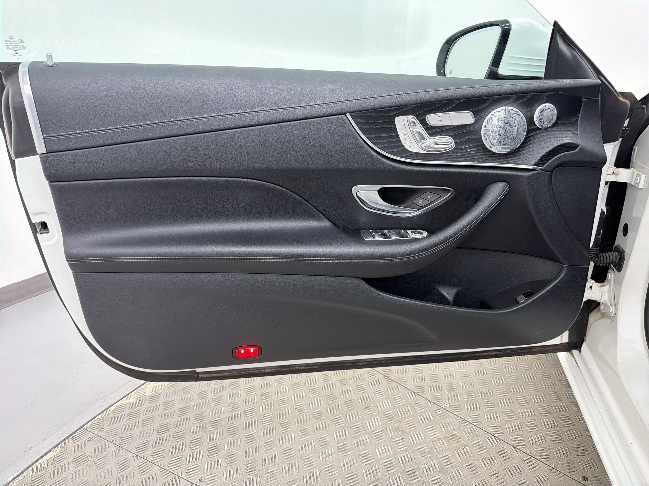 Used 2019 Mercedes-Benz E 450 Coupe image 17