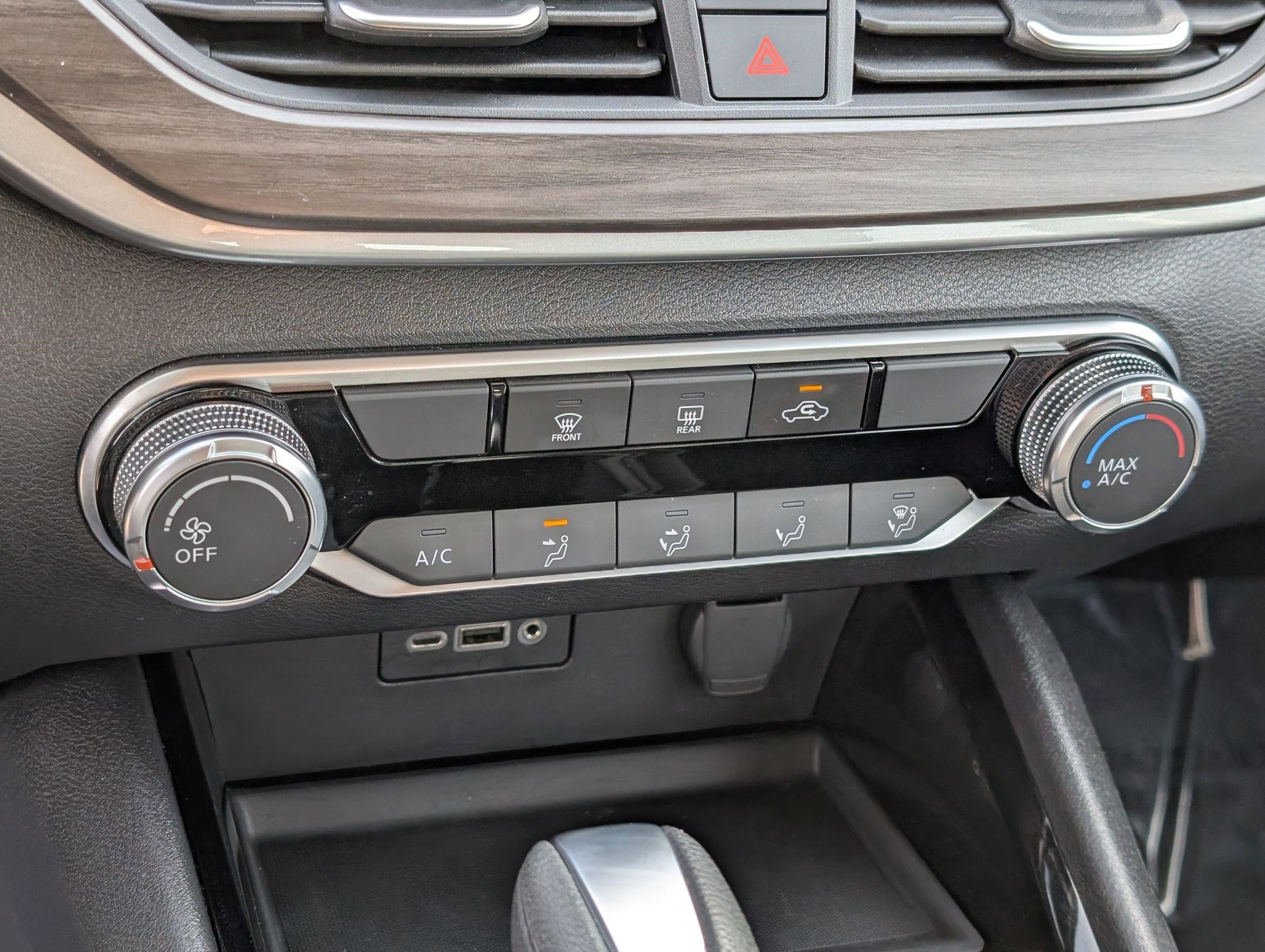 Used 2024 Nissan Altima 2.5 SV image 19