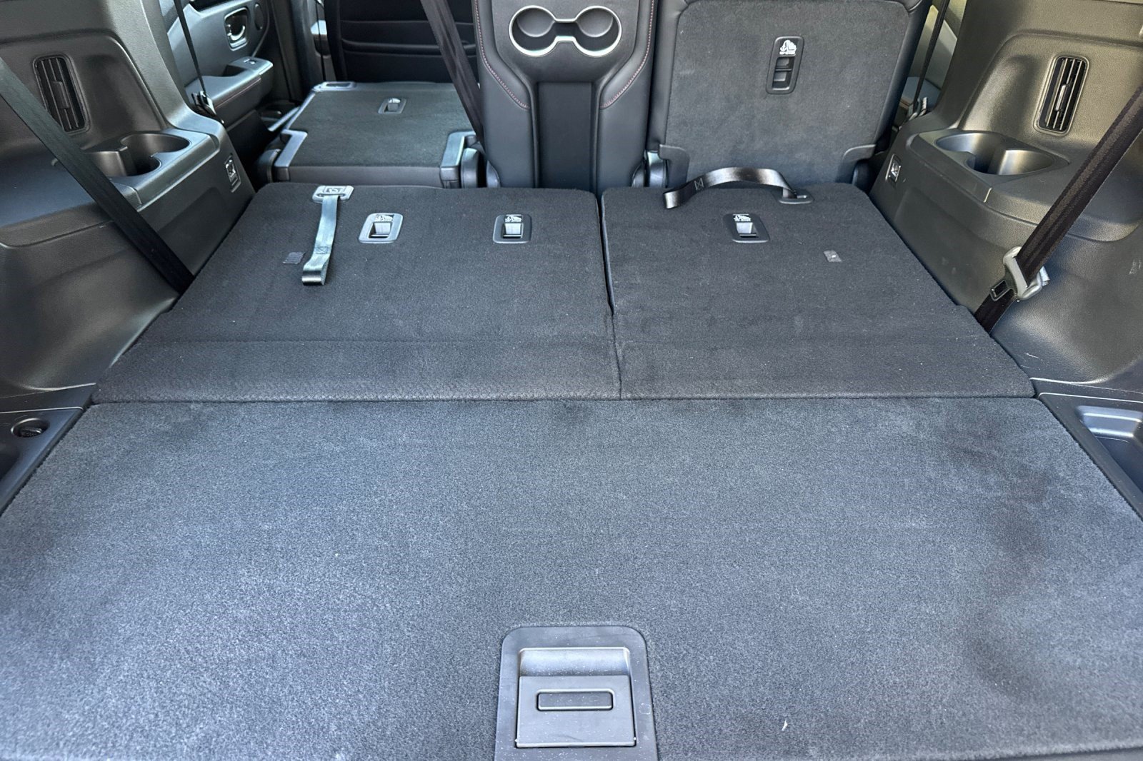 Used 2025 Honda Pilot Black Edition image 26