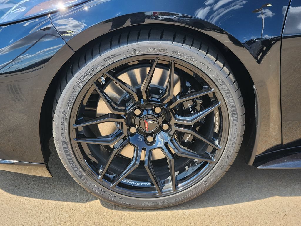 New 2027 Chevrolet Corvette Z06 RWD image 8