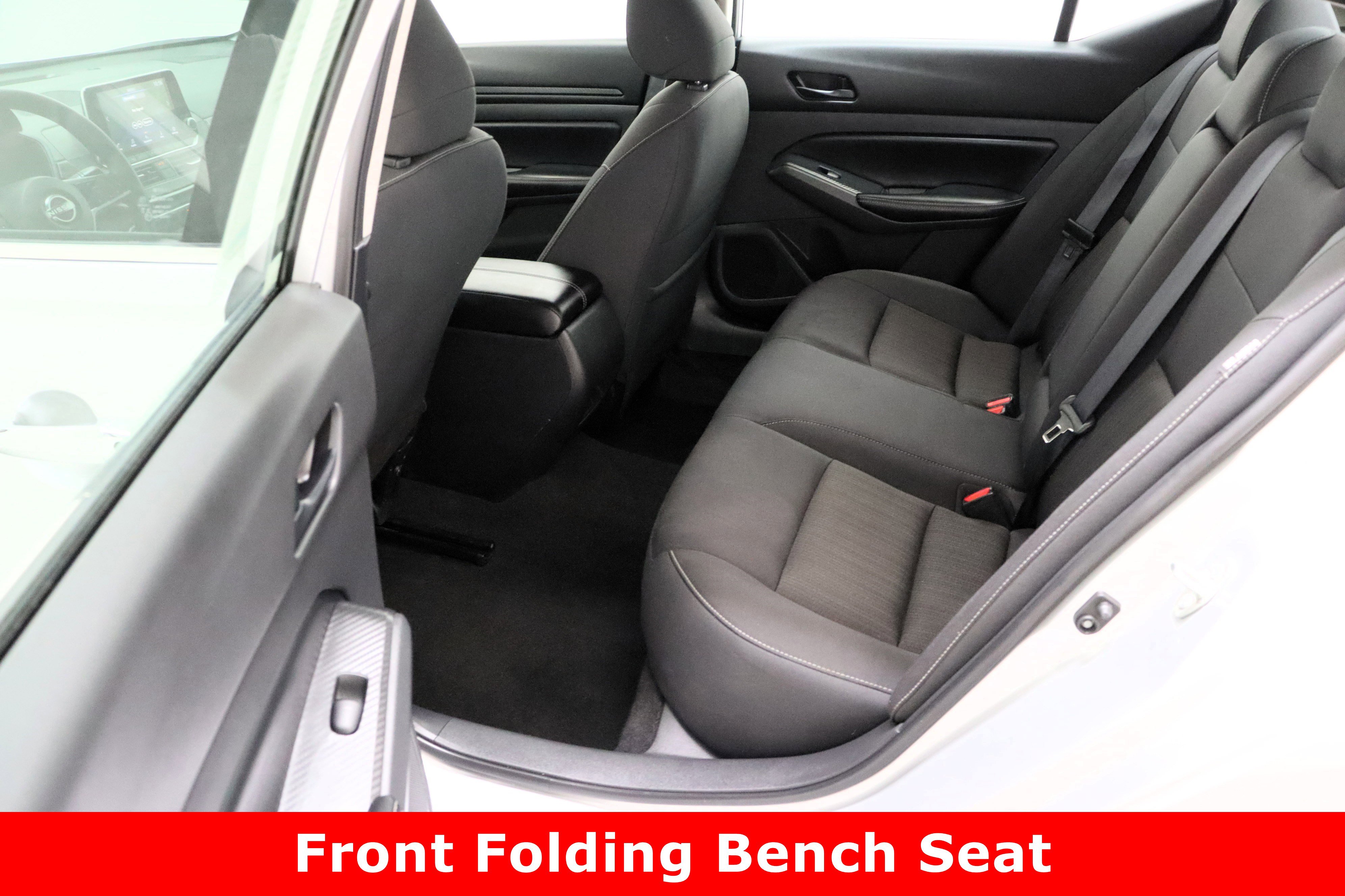 Used 2024 Nissan Altima 2.5 SV image 28