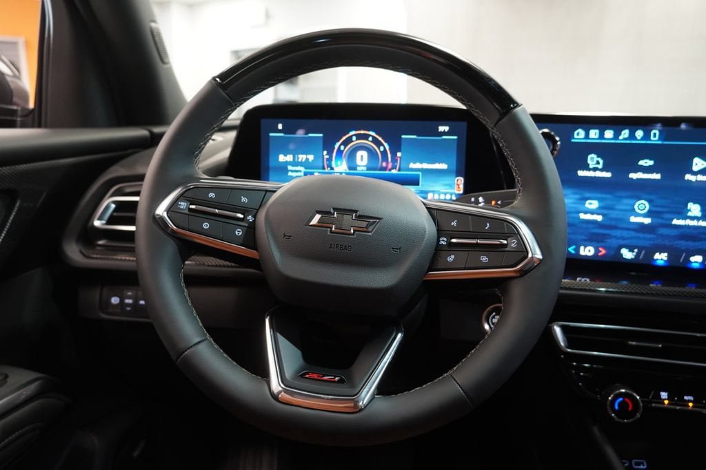 New 2027 Chevrolet Traverse Z71 w/ Enhanced Driving Package AWD/4WD image 19