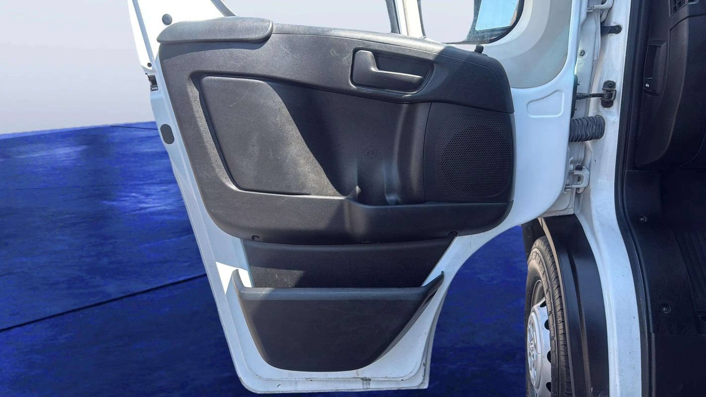 Used 2021 RAM ProMaster 2500 FWD image 9