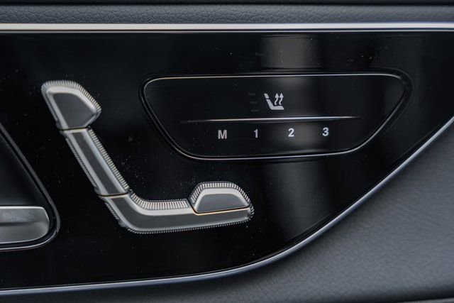 New 2025 Mercedes-Benz GLC 350e 4MATIC image 34