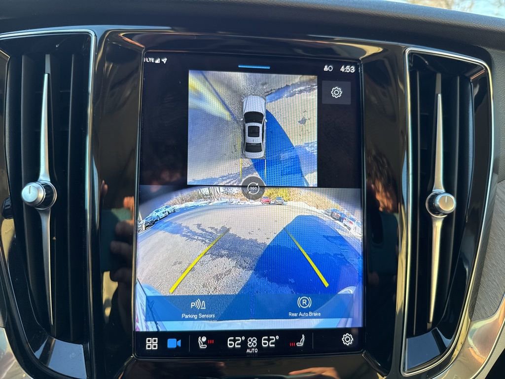 Used 2024 Volvo S60 B5 Plus w/ Climate Package image 22