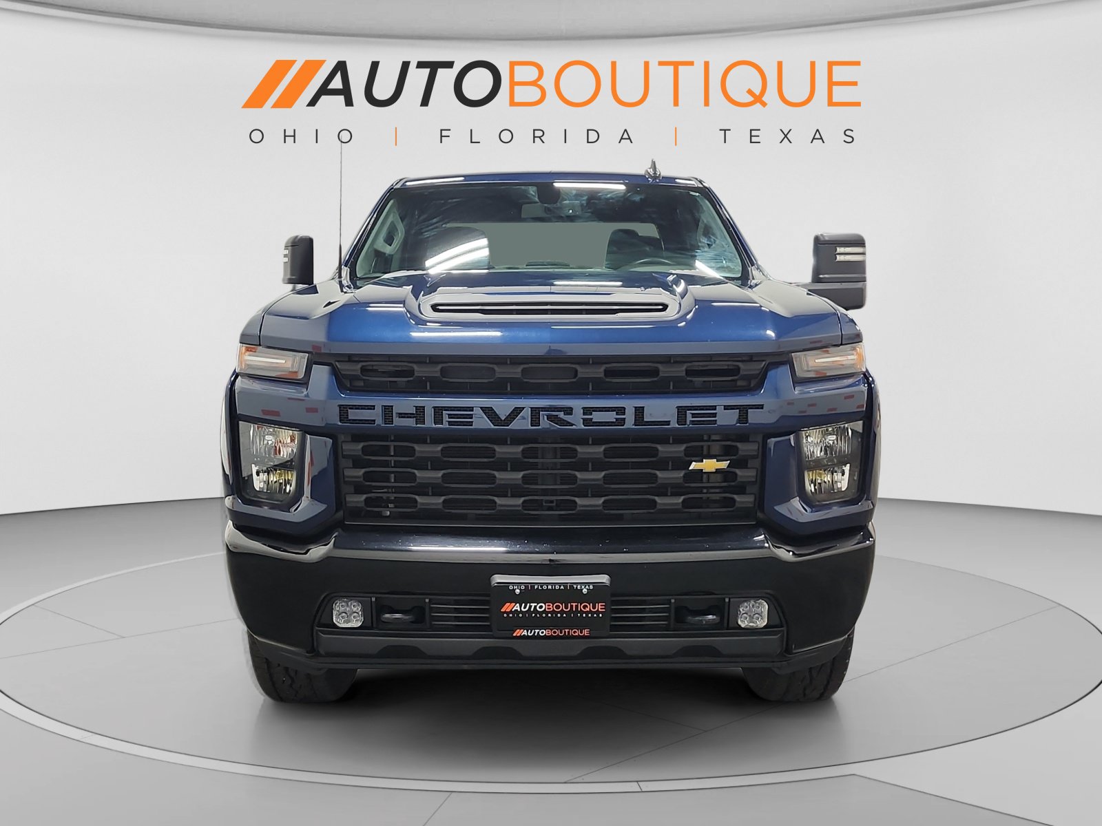 Used 2021 Chevrolet Silverado 2500 Custom w/ Custom Value Package AWD/4WD image 9