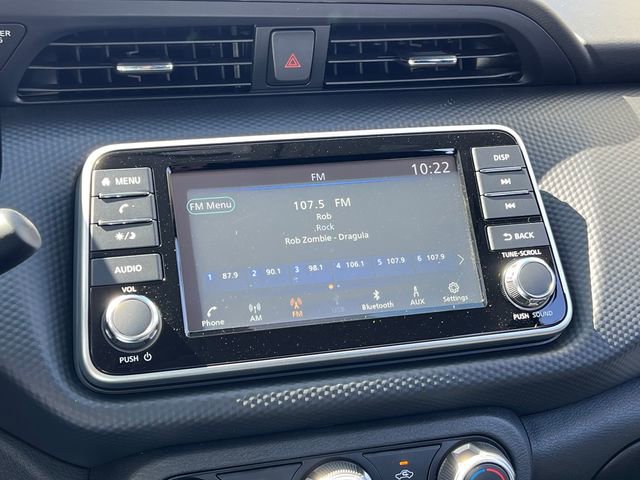 New 2025 Nissan Kicks Play S image 19