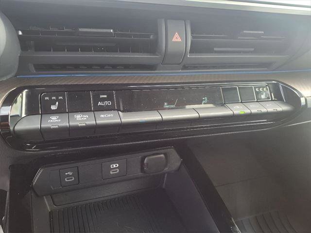 Used 2024 Toyota Prius XLE image 14