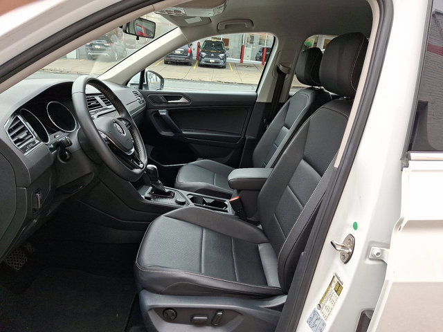 Used 2021 Volkswagen Tiguan SEL image 13