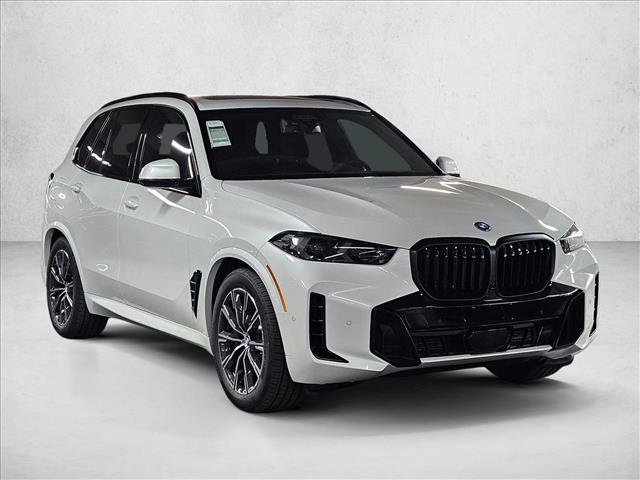 New 2026 BMW X5 xDrive50e AWD/4WD image 3