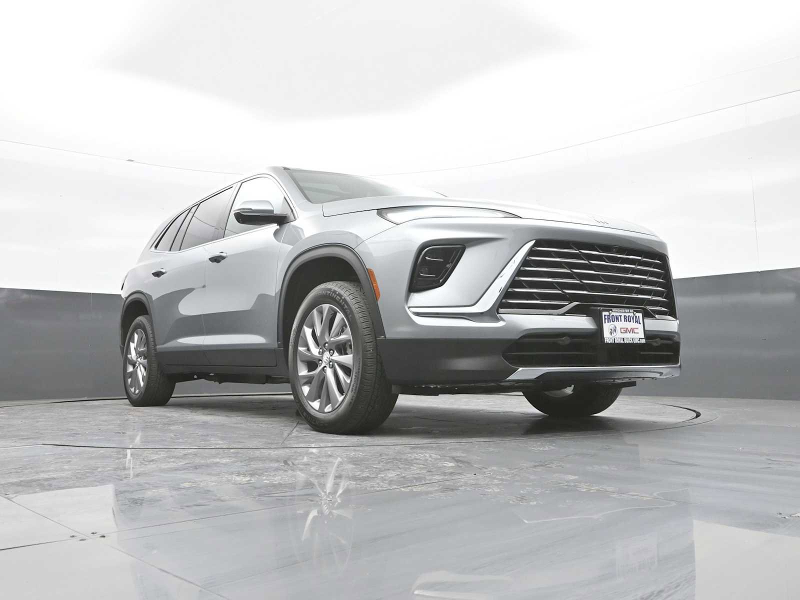 Used 2025 Buick Enclave Preferred w/ Power Package image 41